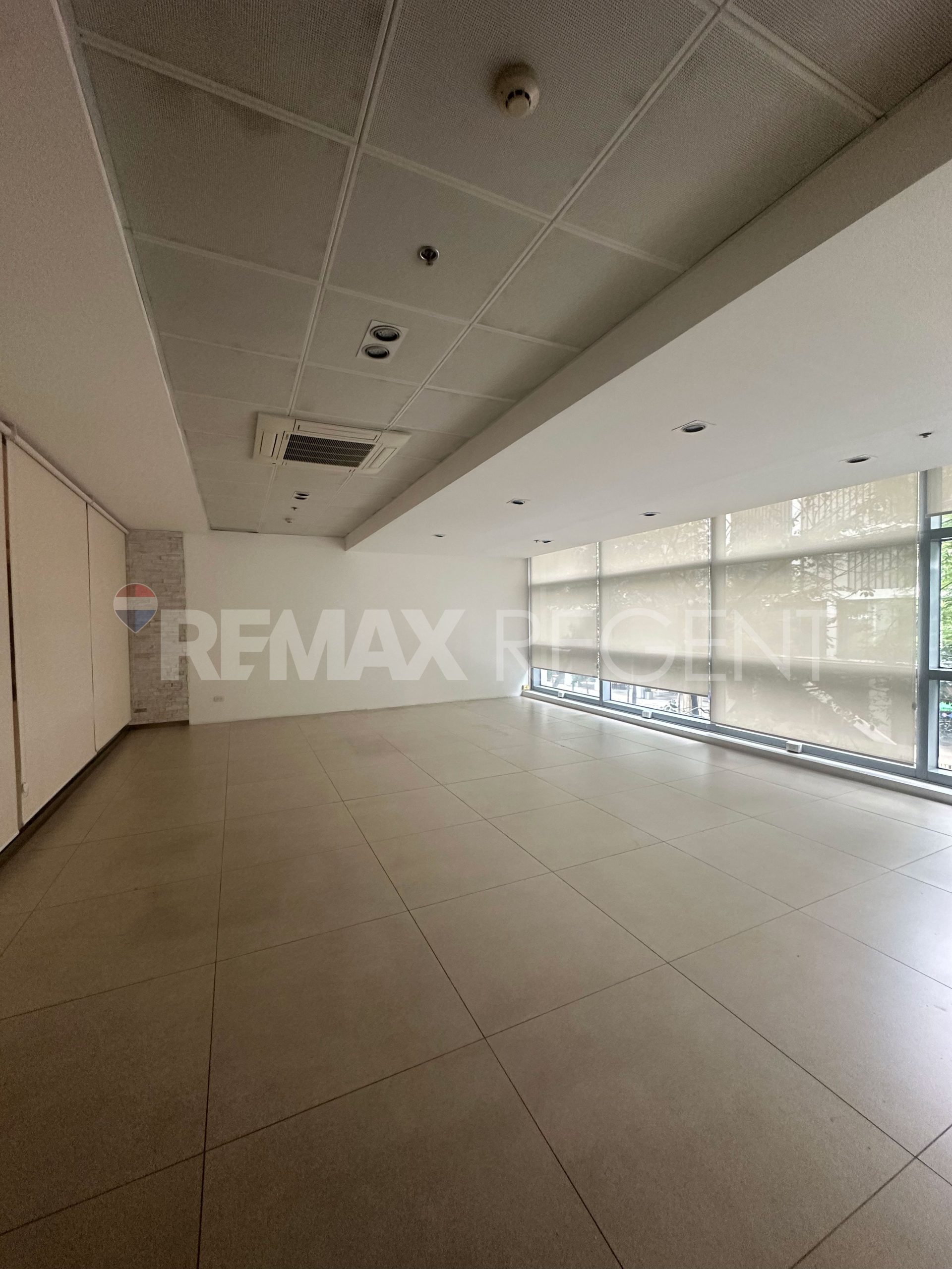 Commercial/Office/Wellness Space for Lease in The Infinity Tower BGC, Taguig